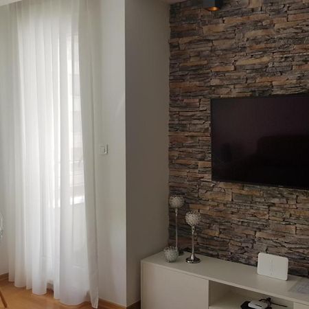 S & F Zagreb Apartman Eksteriør billede