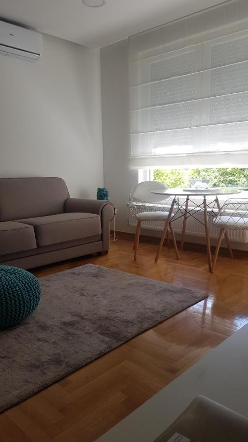 S & F Zagreb Apartman Eksteriør billede
