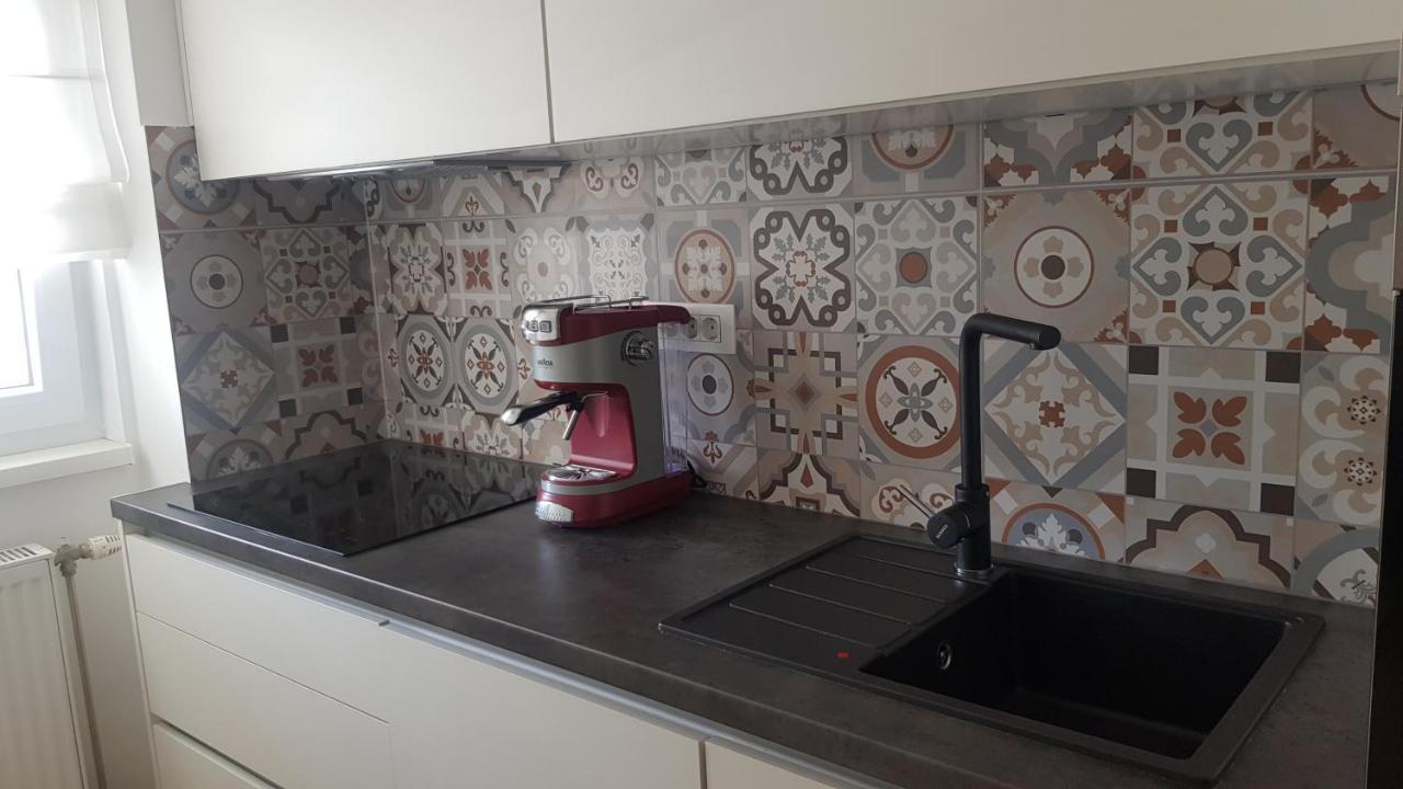 S & F Zagreb Apartman Eksteriør billede