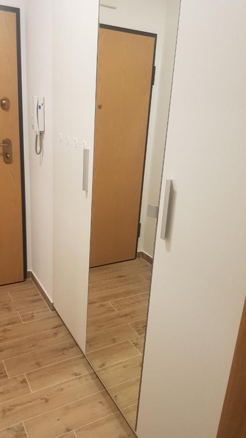 S & F Zagreb Apartman Eksteriør billede