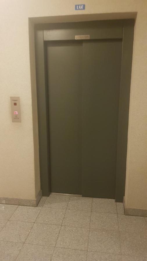 S & F Zagreb Apartman Eksteriør billede